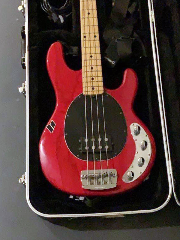 Couleur d'origine de la basse Couleur d'origine de la basse